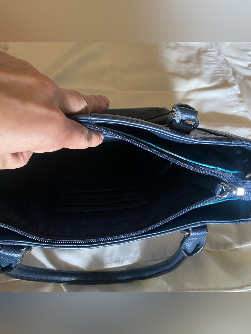 TIGNANELLO  Dark Blue Pebbled Leather Structured Tote with a Removable Bag - Picture 9 of 15